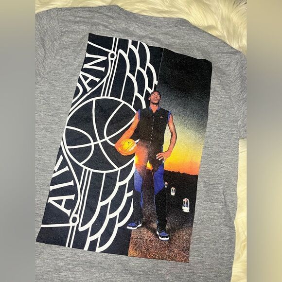 Air Jordan grey graphic t shirt sz small - Picture 4 of 4